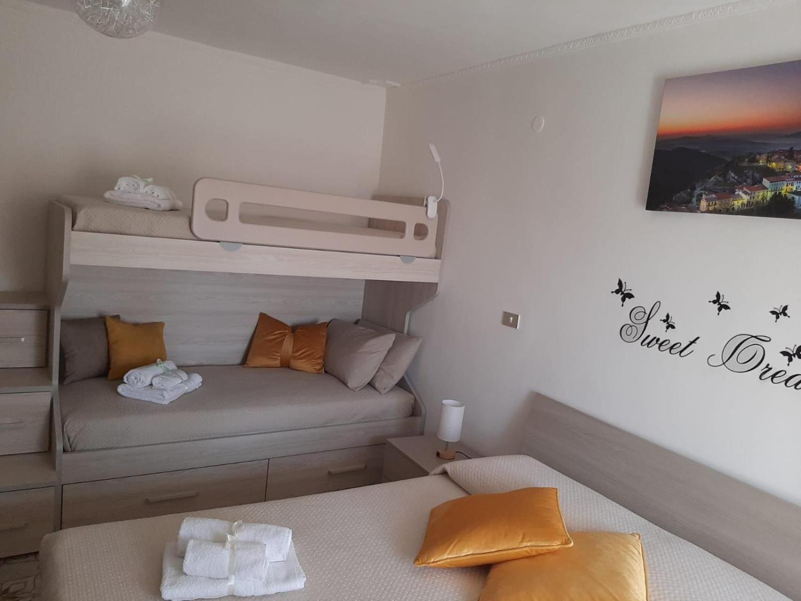 Meridiana Apartment